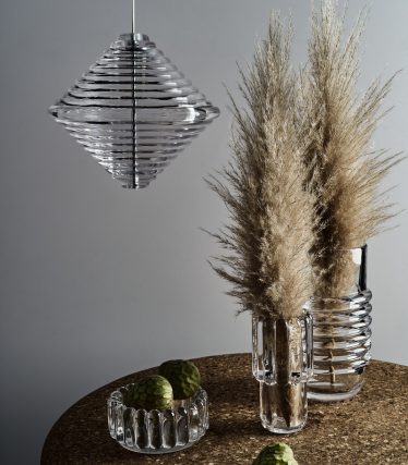 Lămpi de designer care creează atmosferă